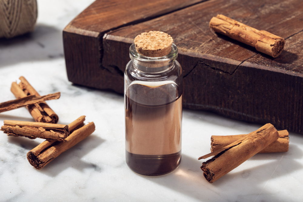 How to Make a Cinnamon Tincture