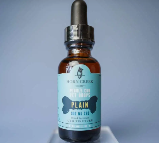 safflower oil is in horn creek hemp CBD pet drops.